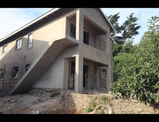 3 BEDROOM APARTMENT FOR SALE IN MALVERN